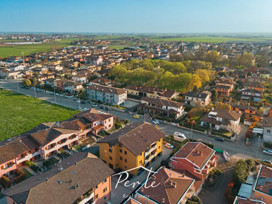 Immagine 34 di Appartamento in vendita  in Via Luigi Einaudi 84 a Curtatone