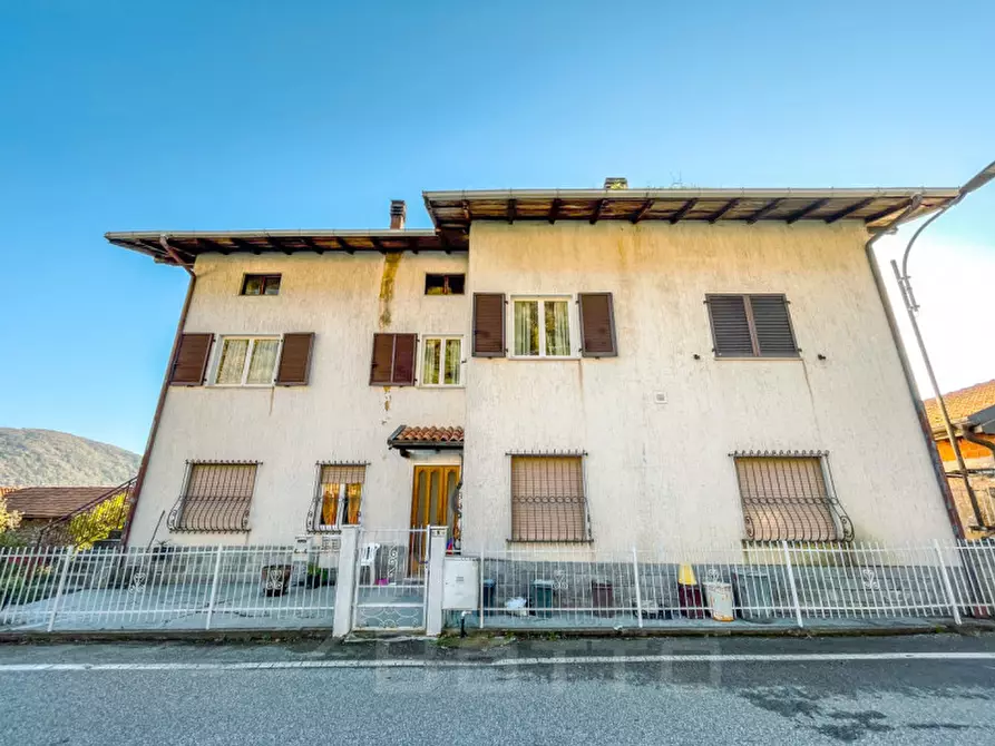 Immagine 16 di Appartamento in vendita  in Via Mottarone 9 a Armeno