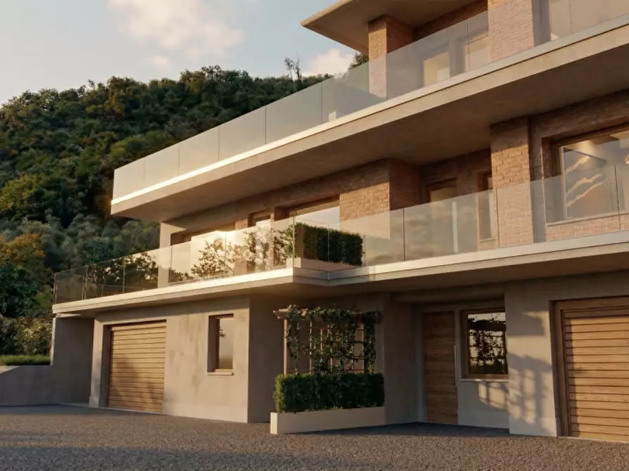 Immagine 2 di Casa bifamiliare in vendita  in Viale Asiago a Bassano Del Grappa