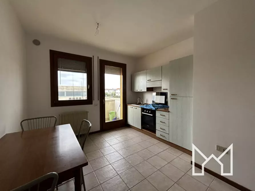 Immagine 2 di Appartamento in vendita  a Rossano Veneto