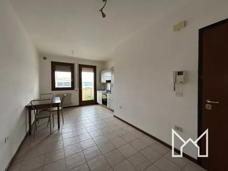 Immagine 3 di Appartamento in vendita  a Rossano Veneto