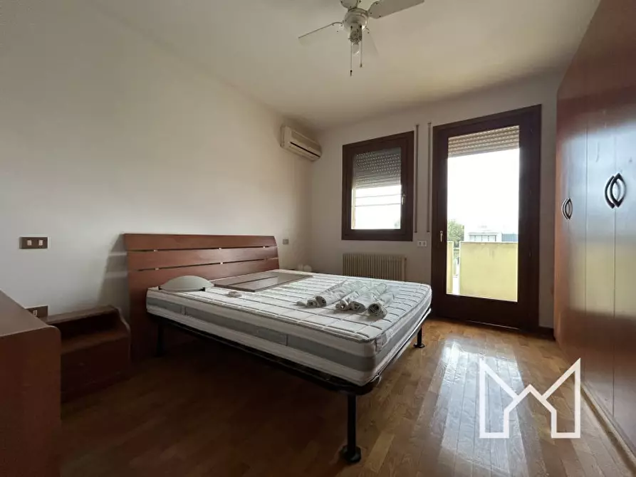 Immagine 8 di Appartamento in vendita  a Rossano Veneto