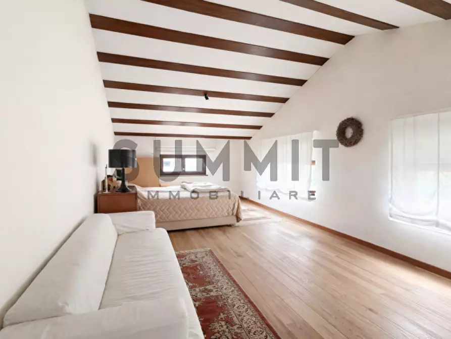 Immagine 1 di Laboratorio in affitto  a Zugliano