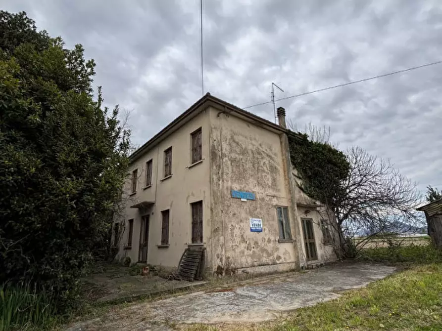 Immagine 1 di Casa indipendente in vendita  in Via Rezzole a Pozzonovo