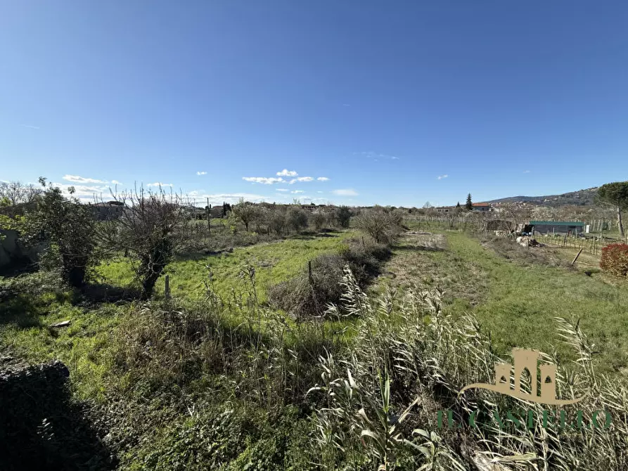 Immagine 11 di Villetta a schiera in vendita  a Cortona