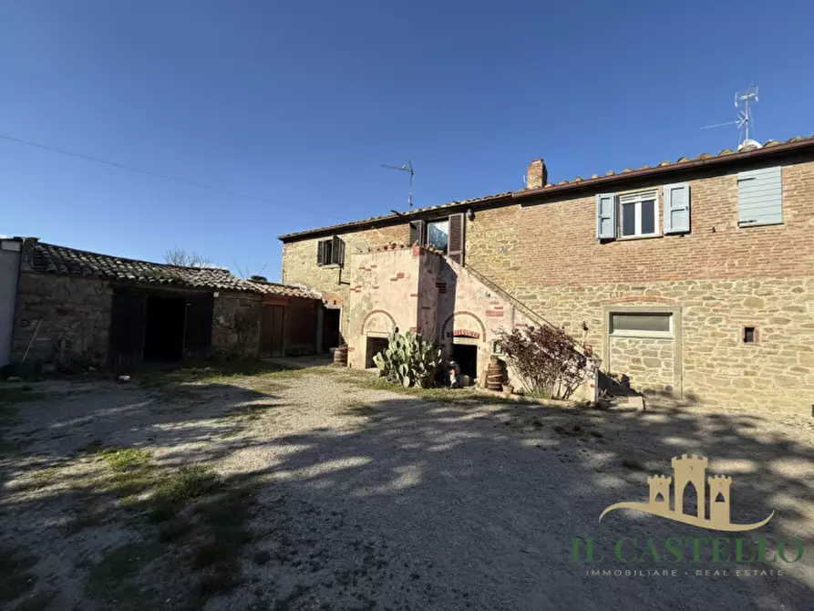 Immagine 13 di Villetta a schiera in vendita  a Cortona