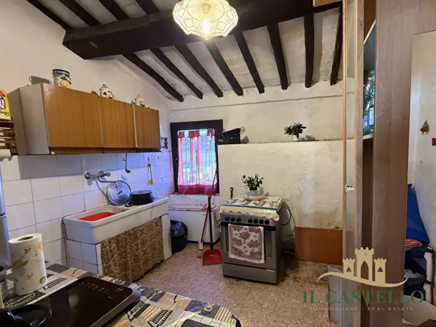 Immagine 25 di Villetta a schiera in vendita  a Cortona