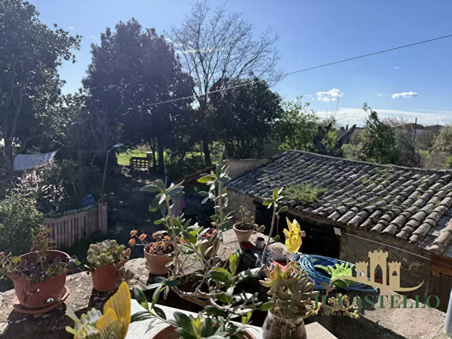 Immagine 30 di Villetta a schiera in vendita  a Cortona