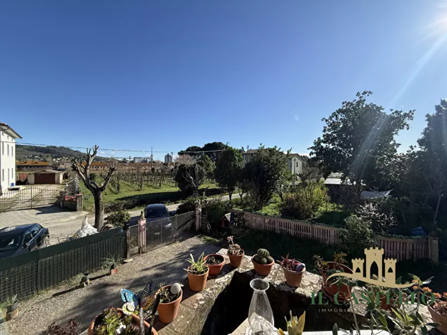 Immagine 35 di Villetta a schiera in vendita  a Cortona