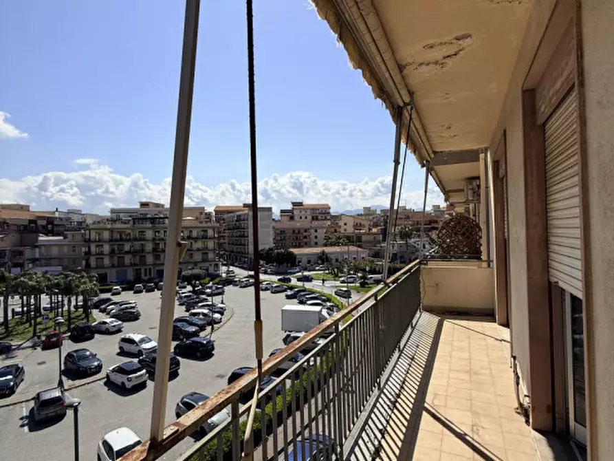 Immagine 5 di Appartamento in vendita  in Piazza XXV Aprile, 7 a Milazzo