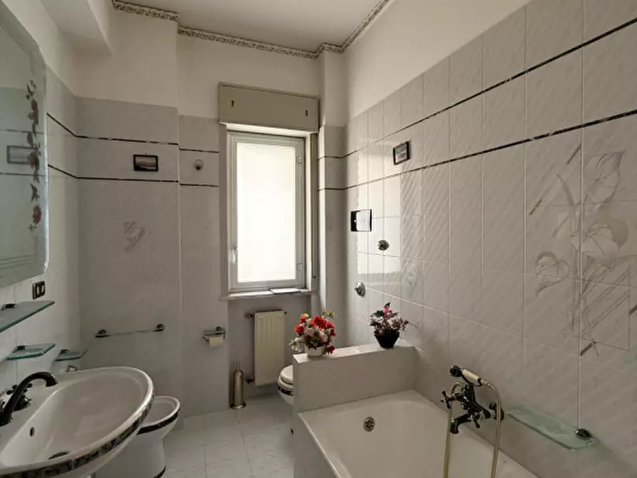 Immagine 13 di Appartamento in vendita  in Piazza XXV Aprile, 7 a Milazzo