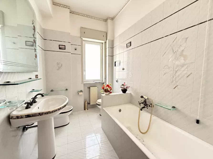 Immagine 14 di Appartamento in vendita  in Piazza XXV Aprile, 7 a Milazzo