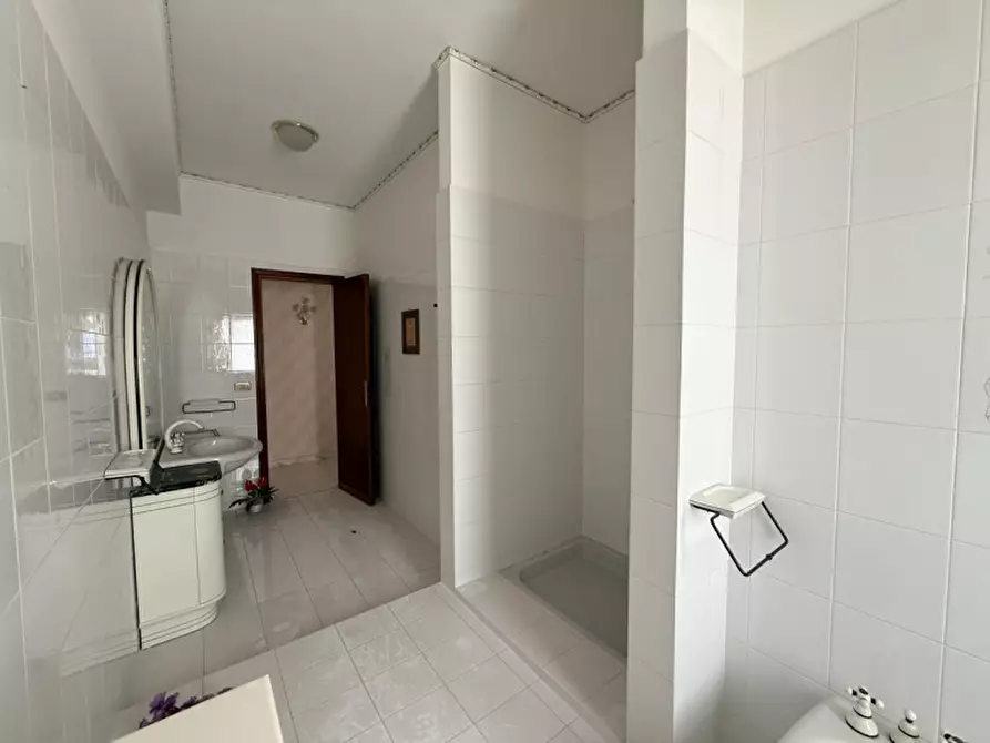 Immagine 23 di Appartamento in vendita  in Piazza XXV Aprile, 7 a Milazzo