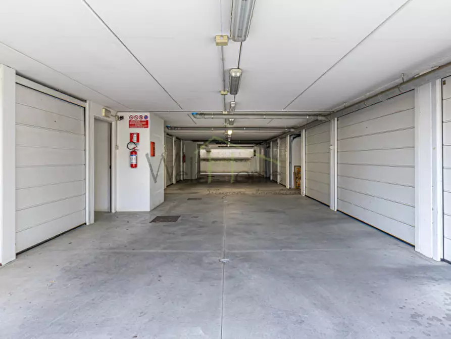 Immagine 16 di Appartamento in vendita  in Via Raffaello a Tavernerio