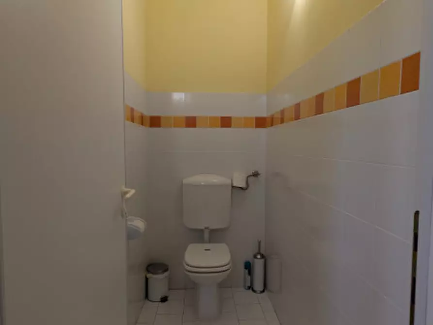 Immagine 16 di Negozio in vendita  in Thiene Via Giovanni XXIII a Thiene