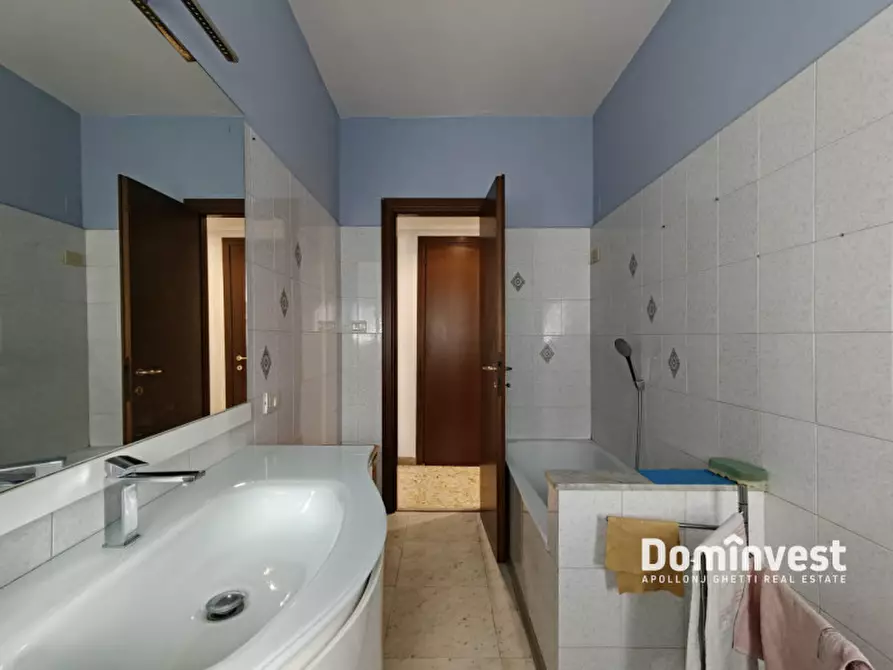 Immagine 7 di Appartamento in affitto  in Via Oderisi da Gubbio a Roma