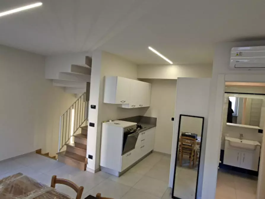 Immagine 4 di Casa indipendente in affitto  in Via Urbano Rattazzi a Alba