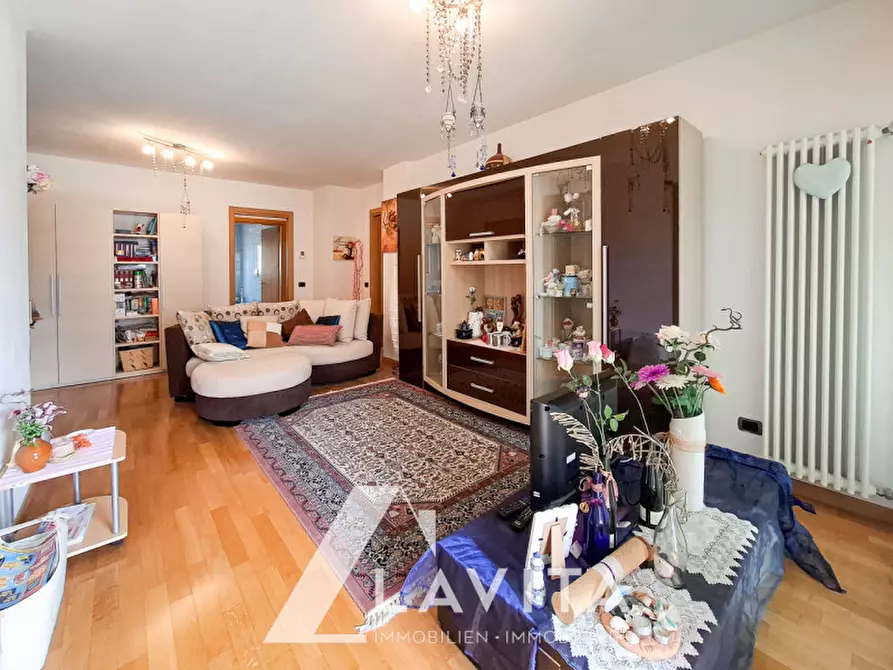 Immagine 4 di Appartamento in vendita  in Via Resia - Reschenstraße a Bolzano