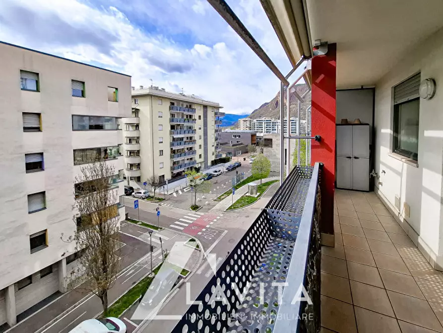 Immagine 7 di Appartamento in vendita  in Via Resia - Reschenstraße a Bolzano
