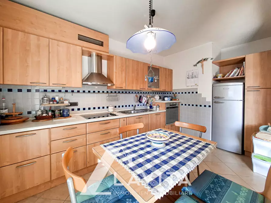 Immagine 10 di Appartamento in vendita  in Via Resia - Reschenstraße a Bolzano