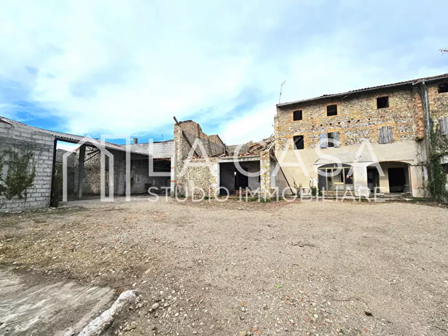 Immagine 1 di Rustico / casale in vendita  in Via Principale 59 a San Martino Al Tagliamento