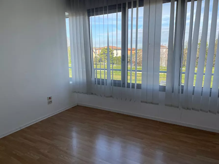 Immagine 5 di Ufficio in affitto  in via battaglia a Albignasego