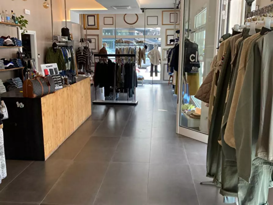 Immagine 5 di Negozio in affitto  in Via Guido Reni a Padova