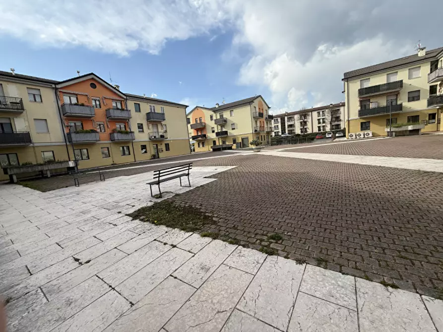 Immagine 1 di Garage in vendita  a Tregnago