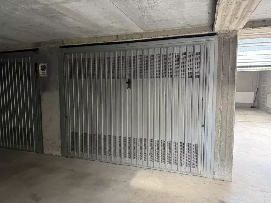 Immagine 4 di Garage in vendita  a Tregnago