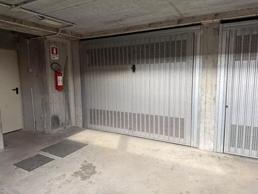 Immagine 5 di Garage in vendita  a Tregnago