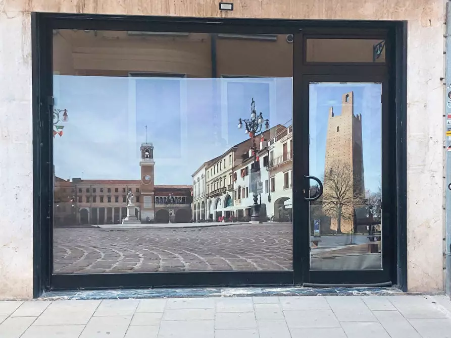 Immagine 2 di Attività commerciale in vendita  in Vicolo Zanella a Rovigo