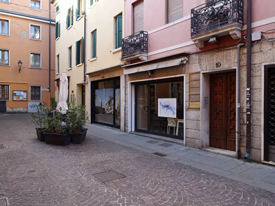 Immagine 3 di Attività commerciale in vendita  in Vicolo Zanella a Rovigo