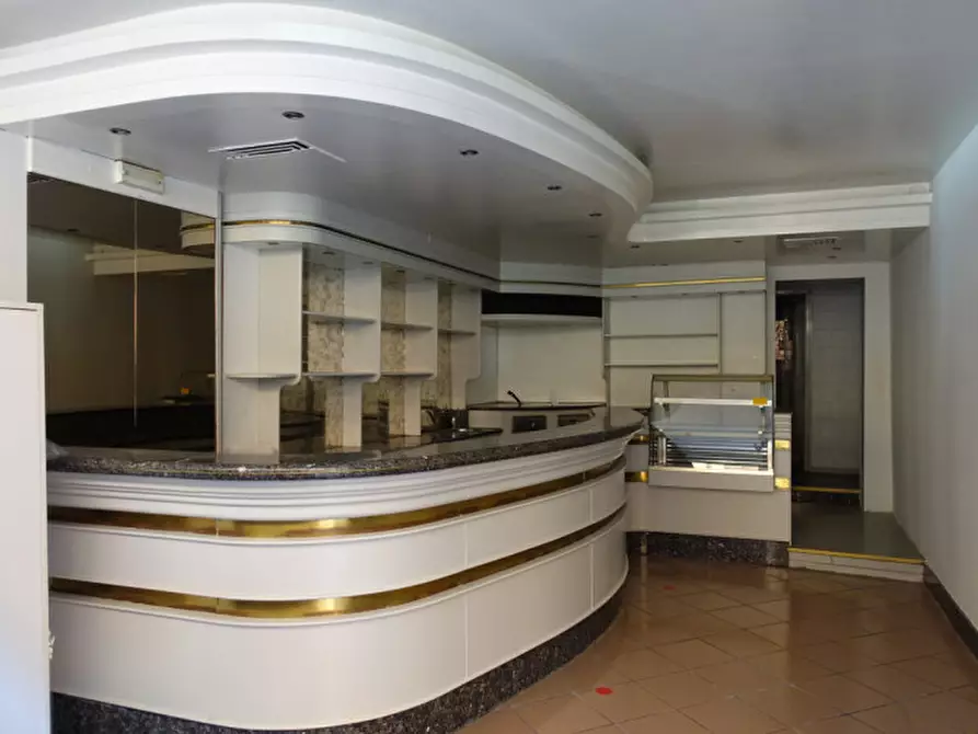 Immagine 4 di Attività commerciale in vendita  in Vicolo Zanella a Rovigo