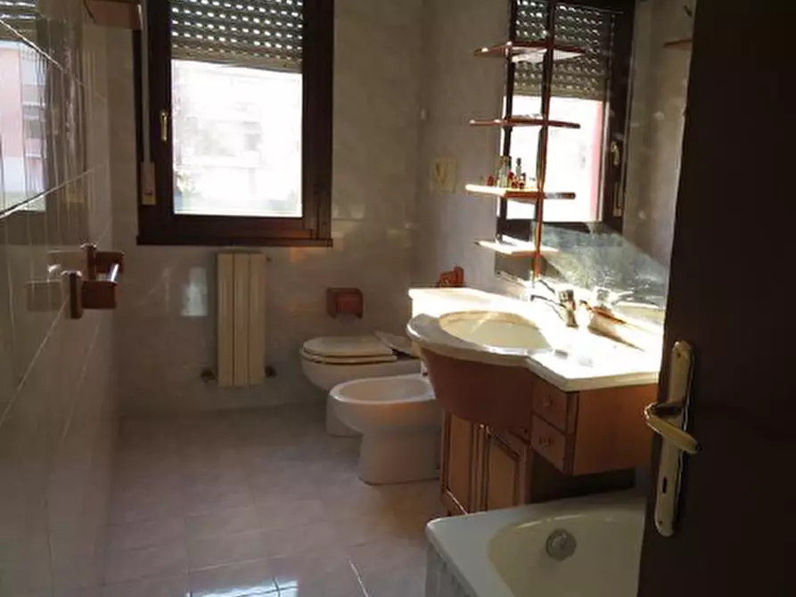 Immagine 11 di Appartamento in vendita  in Via Andrea del Castagno, 7 a Mira
