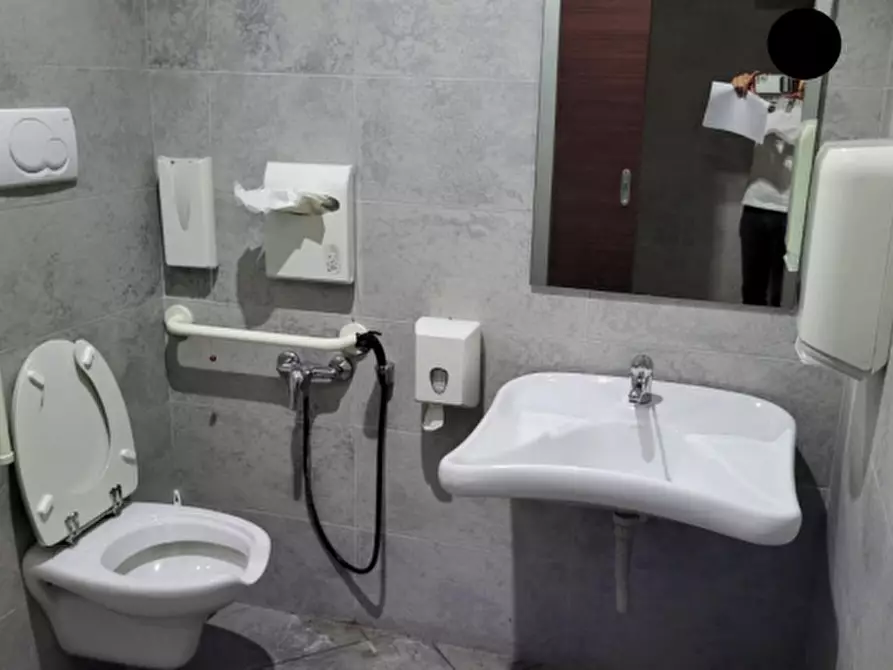 Immagine 7 di Attività commerciale in vendita  in Strada del Santo, 64 a Cadoneghe