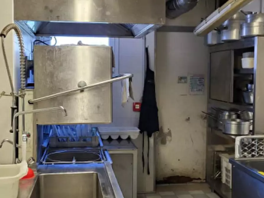 Immagine 10 di Attività commerciale in vendita  in Strada del Santo, 64 a Cadoneghe