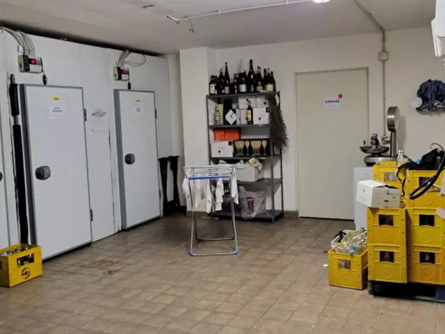 Immagine 11 di Attività commerciale in vendita  in Strada del Santo, 64 a Cadoneghe