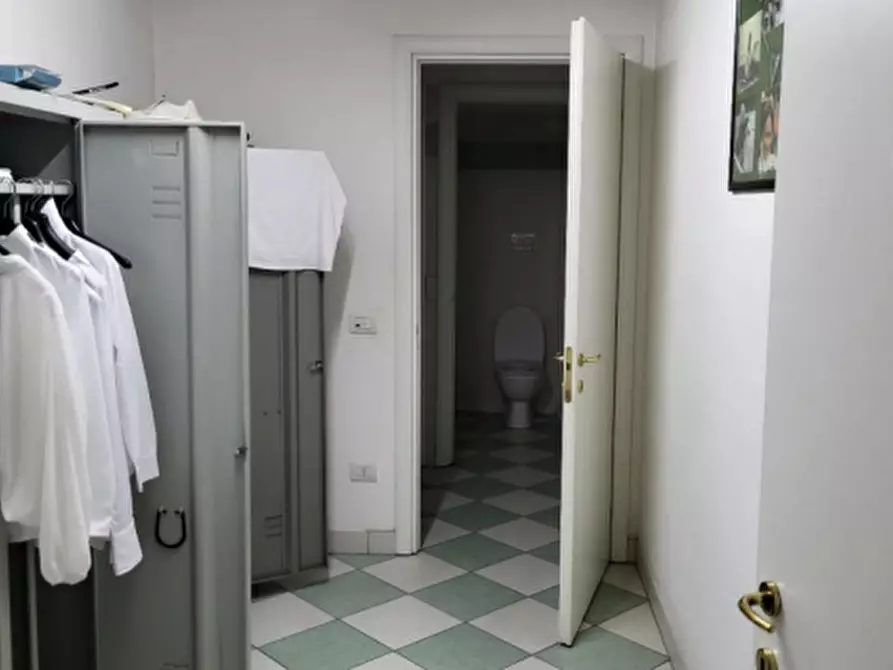 Immagine 12 di Attività commerciale in vendita  in Strada del Santo, 64 a Cadoneghe