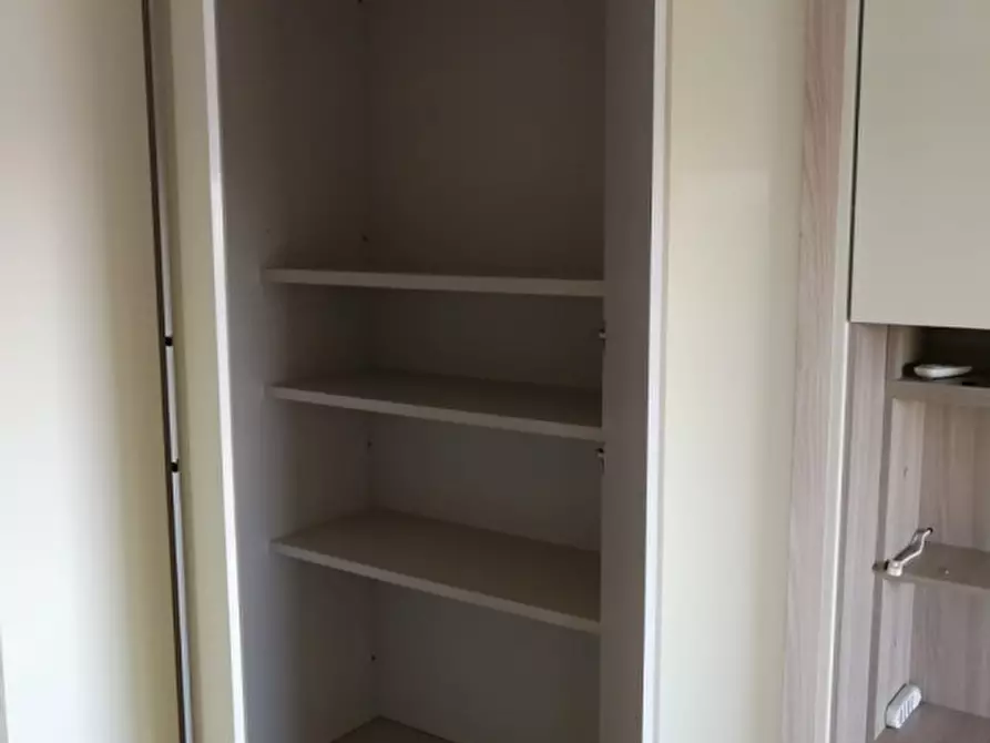 Immagine 17 di Appartamento in affitto  in Via Wanda Osiris, 27 a Roma