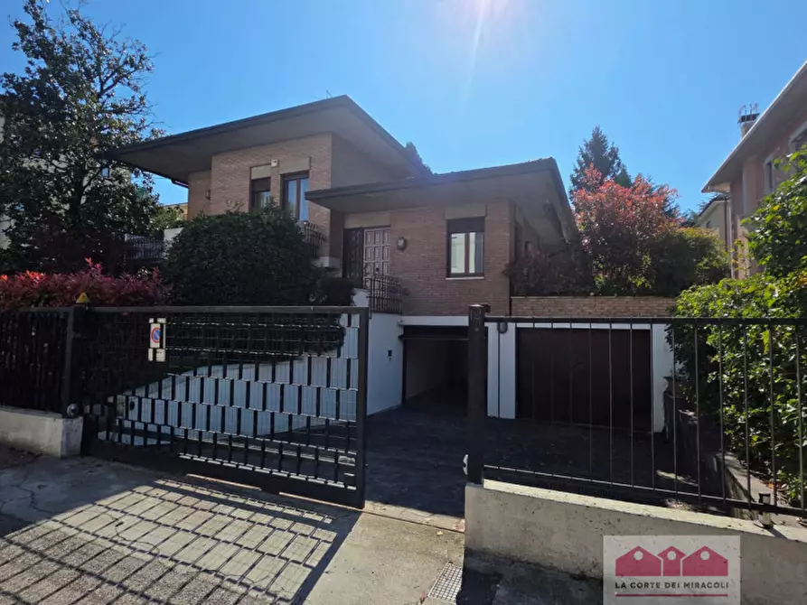 Immagine 1 di Casa indipendente in affitto  in Via Magenta a Vicenza