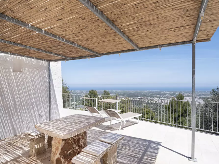 Immagine 8 di Rustico / casale in vendita  a Fasano