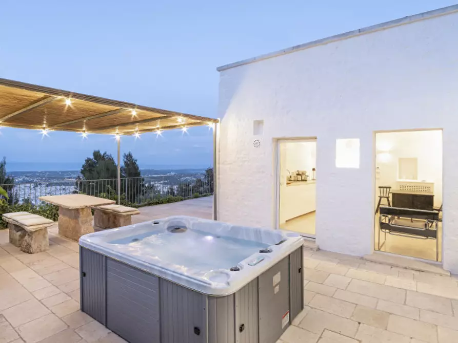 Immagine 28 di Rustico / casale in vendita  a Fasano