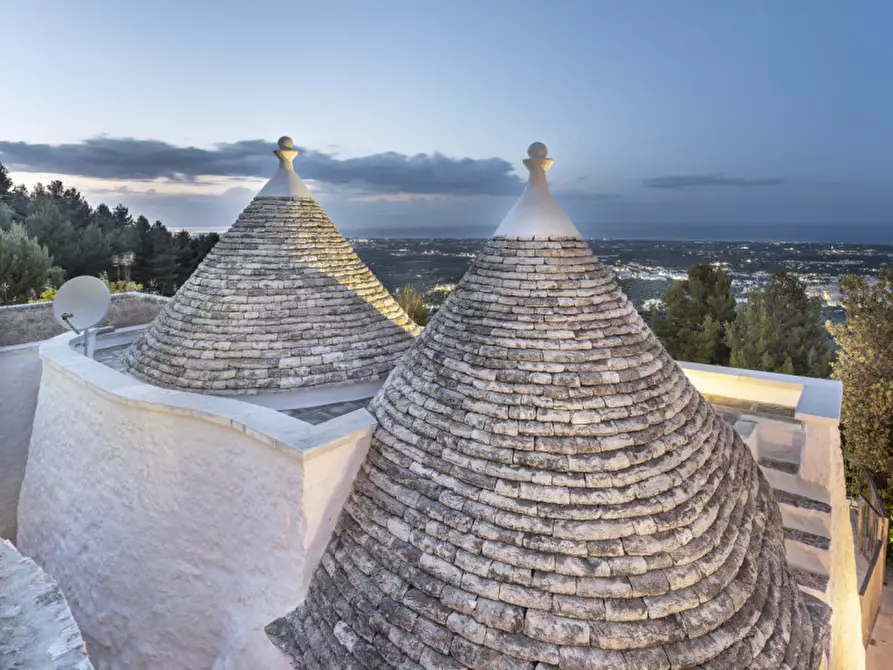 Immagine 30 di Rustico / casale in vendita  a Fasano