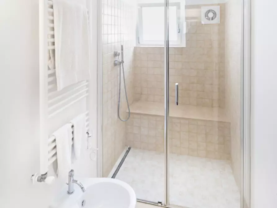 Immagine 48 di Rustico / casale in vendita  a Fasano