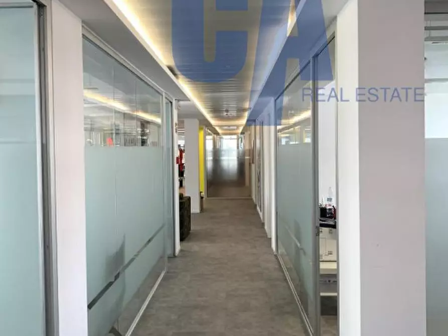 Immagine 11 di Ufficio in affitto  in VIALE MONZA a Milano