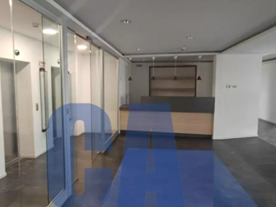 Immagine 7 di Ufficio in affitto  in VIALE MONZA a Milano