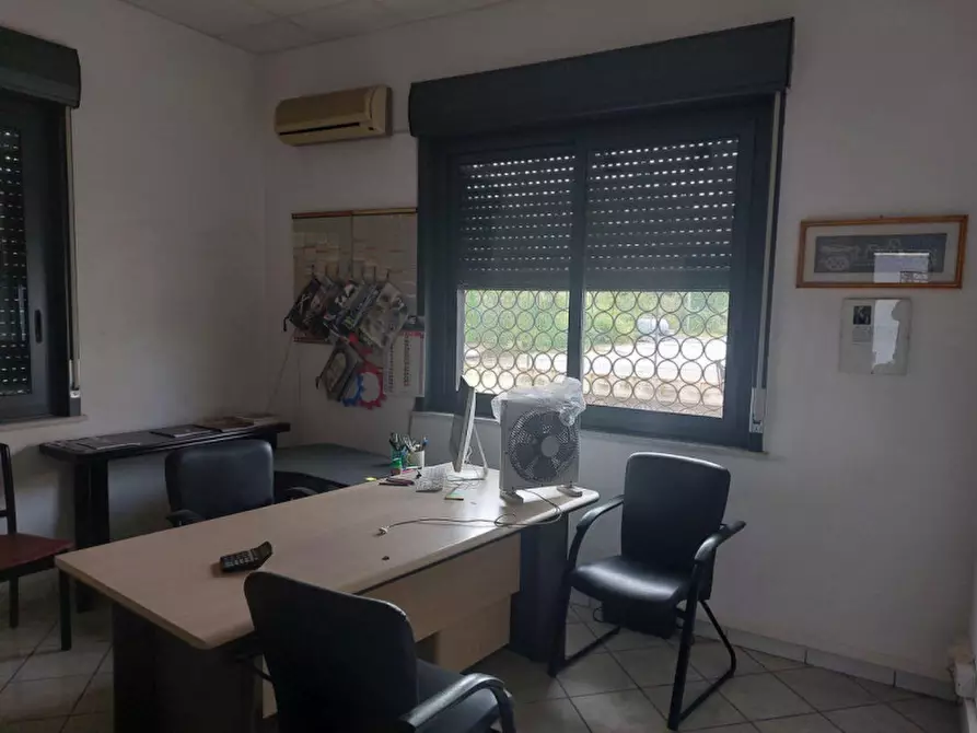 Immagine 23 di Negozio in vendita  in Via Giorgio Amendola, 98051 Barcellona Pozzo di Gotto ME, Italia a Barcellona Pozzo Di Gotto