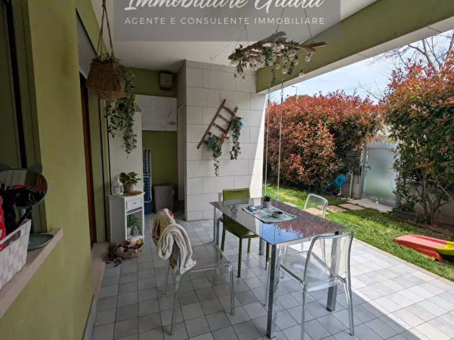 Immagine 1 di Appartamento in vendita  a Conegliano