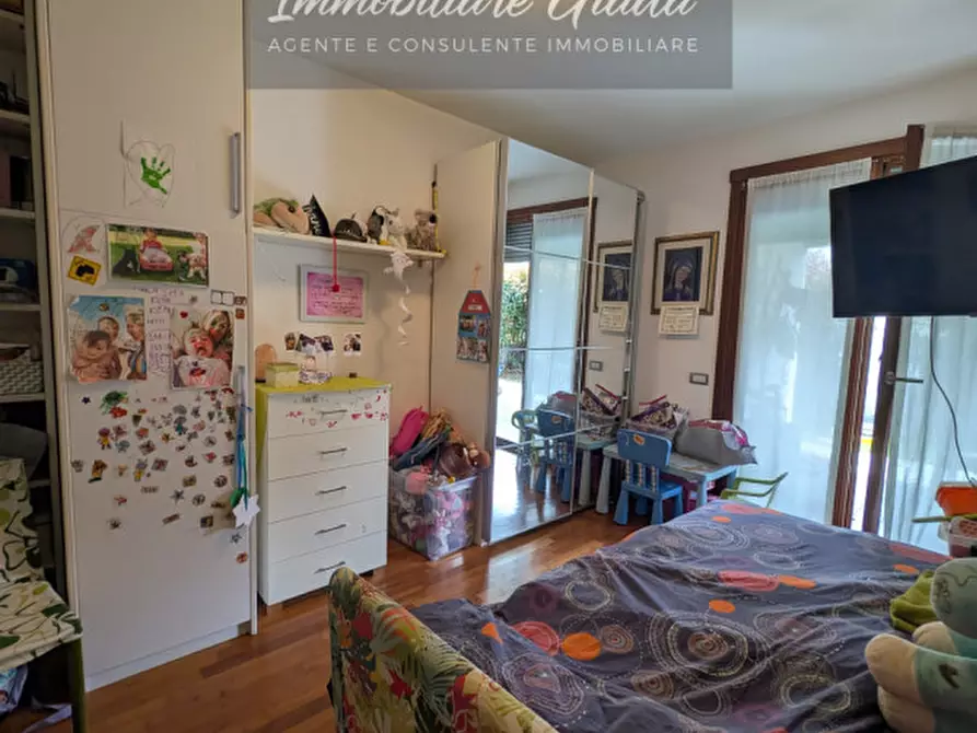 Immagine 11 di Appartamento in vendita  a Conegliano