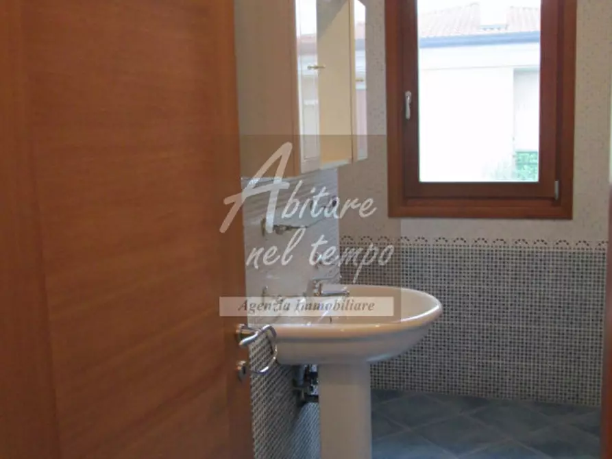 Immagine 14 di Appartamento in vendita  in vicolo dei tigli 238 a San Giorgio In Bosco